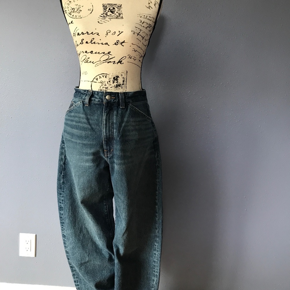 Madewell Curvy Fit Balloon Leg Jeans size 26
